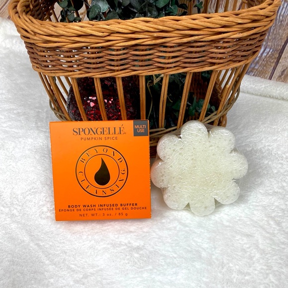 Spongelle’, Body Wash Infused Buffer Pumpkin Spice BNIB - Picture 2 of 6